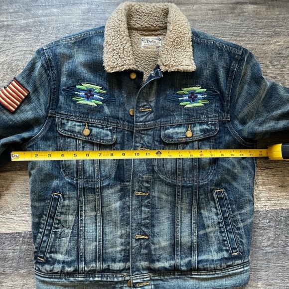 Ralph Lauren Blue Denim Aztec Print MENS Jacket with Sherpa Collar - Picture 7 of 8
